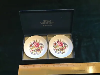 Buy ROYAL WORCESTER - Fine Bone China - Two Small Flower Trinket Pin Dishes C51 • 13£