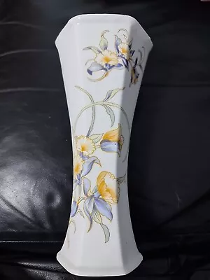 Buy Aynsley Just Orchids Fine Bone China Vase - Approx Height 23 Cm • 11.99£