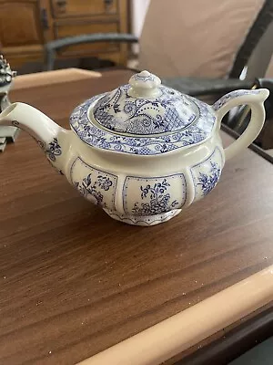 Buy Sadler Teapot • 12£