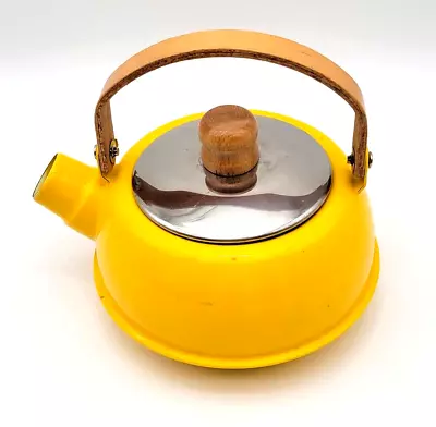 Buy Vtg 1 Quart Enameled Yellow Tea Pot Lid Wood Handle Lid Knob By M. Kamenstein NY • 23.71£
