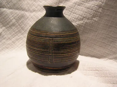 Buy **culloden Pottery Studio Vase**by Bob Park.cumbria. Base Mark.10.5cms .g/cond • 19£