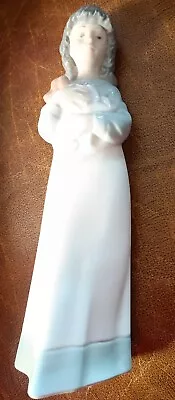 Buy LLADRO NAO Figurine Girl Holding A Puppy  • 12£