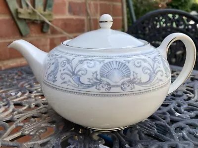 Buy Wedgwood China “Blue Dolphin” 2 Pint Tea Pot • 35£