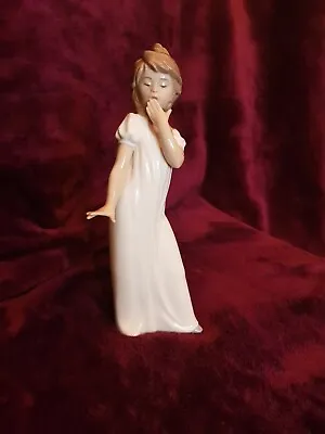 Buy Tall Lladro Nao Tall Porcelain Girl Figure • 12.99£