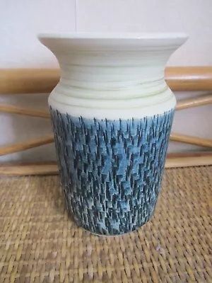 Buy Tony Bristow, Shanklin Pottery, Isle Of Wight Studio Pottery Vase • 6.99£