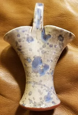 Buy North Carolina Oakland Pottery Gray And Blue Bud Vase With Handle • 19.30£