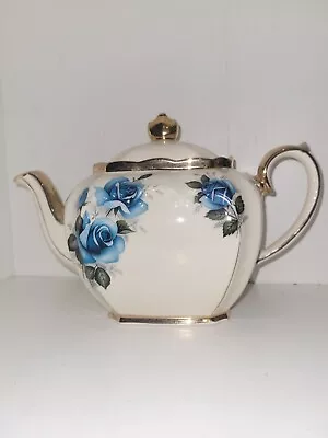 Buy Sadler Cube Teapot Blue Roses • 25.99£