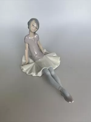Buy Lladro Porcelain Sitting Ballerina  After Performance  Figurine • 20£