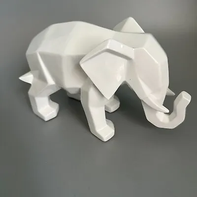 Buy Modern Abstract White Elephant Statue Resin Ornament Home Decoration Geometric • 23.65£