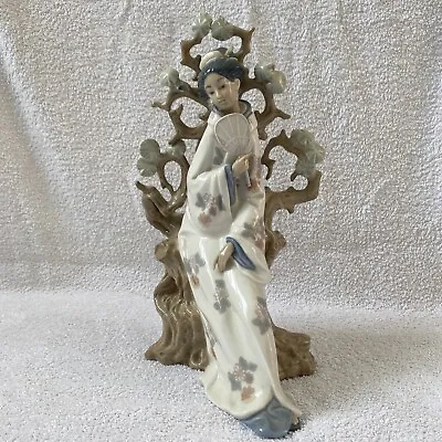 Buy Lladro #4807 Geisha Girl With Fan - Retired In 1994 - Vicente Martinez *DEFECTS* • 50£