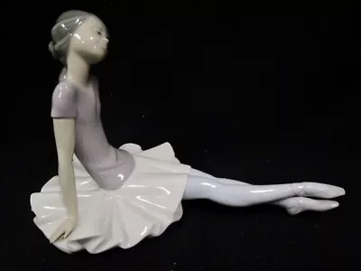 Buy Lladro Figurine Item Number 1356   Phyllis Ballerina   Daisa • 65£