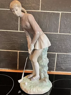 Buy Lladro Figurine Ornament Sport Golf  ' Female 'Golfer ' • 40£