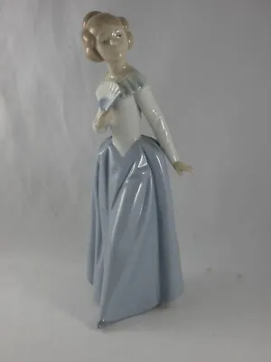 Buy Nao / Lladro Porcelain Figure Demure 02000402 Girl With Fan • 19.95£
