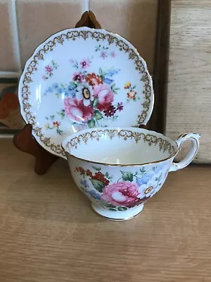 Buy Crown Staffordshire  Bone China Cabinet Cup & Saucer - England's Bouquet • 30£