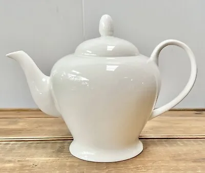 Buy Classico Traditional White Fine Bone China Large 36cl Teapot / New • 14.99£
