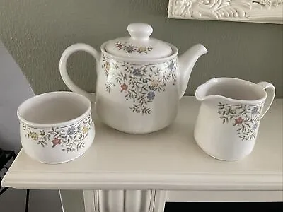 Buy Teapot, Milk Jug And Sugar Bowl Country Garland SADLER • 8.50£
