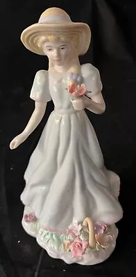 Buy Figurine In Lladro Style Featuring A Girl With Flowers • 10£