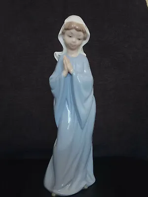 Buy  NAO Lladro Lady Girl Nun Praying Porcelain  Vintage Figurine  • 26£