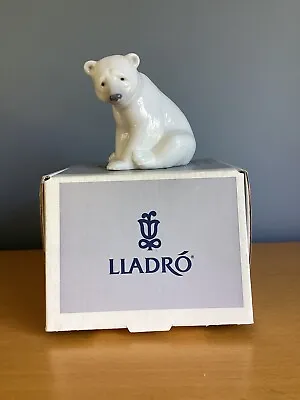 Buy Lladro Seated Polar Bear No 010.01209 With Box In  Perfect Condition • 20£