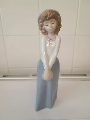 Buy Girl With Bonnet 9 Inches Tall NAO By Lladro Excellent Condition • 7£