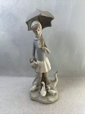 Buy Lladro Girl With Umbrella Geese Retired 4510 • 123.14£