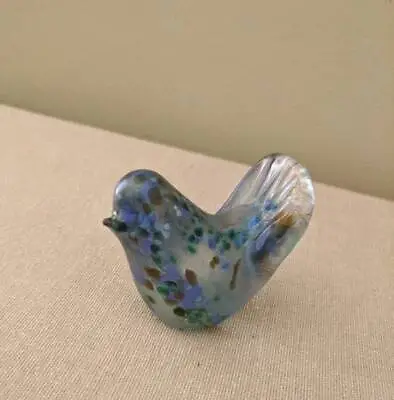 Buy Isle Of Wight England Satin Iridescent Blue Green Fleck Art Glass Bird 2  • 24£