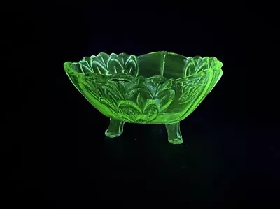 Buy Stölzle Hermanova Hut Small Uranium Glass Bowl Art Deco Bohemian Glass • 11£