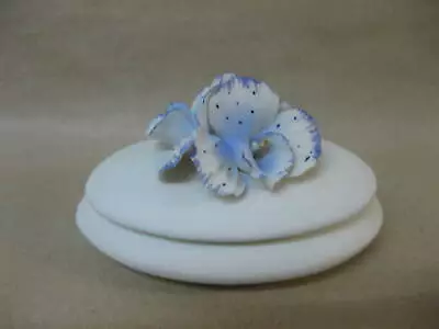 Buy Capodimonte Porcelain Trinket Box ~ Blue Flower Posy ~ Trinket / Pill ~ Italy • 9.99£
