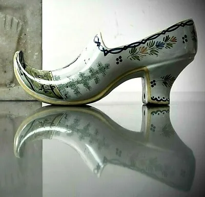 Buy  ANTIQUE FRENCH QUIMPER POTTERY. CHAUSSURE. BETON SHOE WALL VASE. C 1875 SIGNED  • 105£