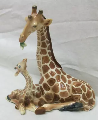 Buy MINT! Franz  Giraffe Mother Feeding Baby  (Jungle Beauties Collection) Porcelain • 190.63£