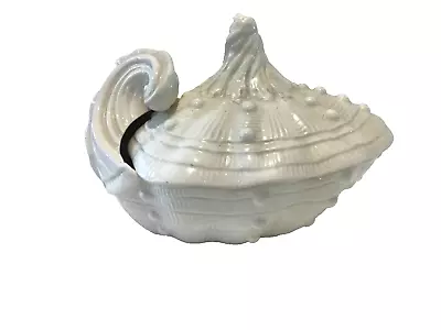Buy Vintage Leedsware Classical Creamware England Shell Lidded Dish / Trinket • 35£