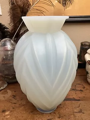 Buy Antique Sabino Glass Art Deco Opalescent Vase • 772.11£