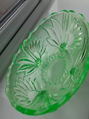 Buy 1960S Green Glass Fruit/Trifle Bowl Or Decorative. Patterned Collective Vintage  • 9.90£