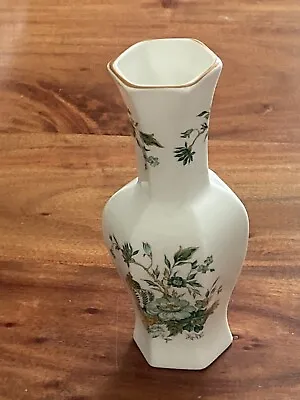 Buy Crown Staffordshire Kowloon Fine Bone China Bud Vase, 15cm • 5£