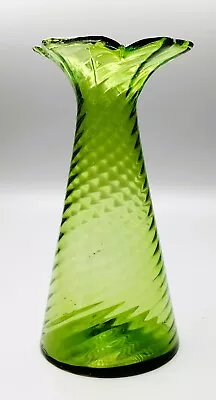 Buy Vintage Art Deco Spiral Mouth Blown Green Glass Vase • 19.99£