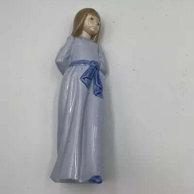 Buy Lladro NAO Girl In Blue Dress #1425 Figurine • 14.95£