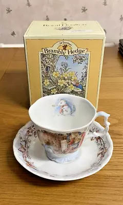 Buy *** Royal Doulton Brambly Hedge Tea Cup And Saucer - Winter - New & Boxed *** • 29.99£