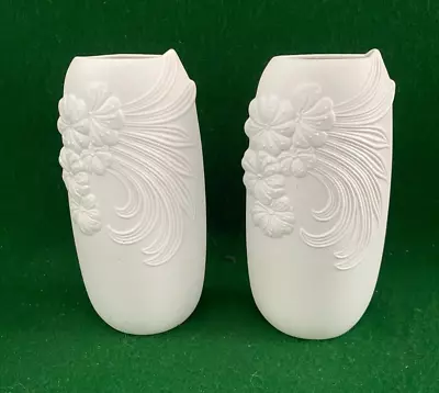 Buy Pair Vintage Ak Kaiser Germany White Bisque Porcelain Vases 739/1 Signed M Frey • 24.95£