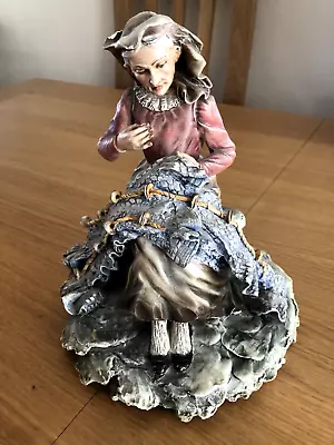 Buy Vintage Capodimonte Female Figurine • 100£