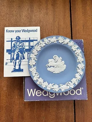 Buy Wedgewood Jasperware Sweet Dish • 0.99£
