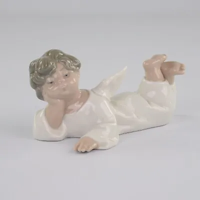 Buy Lladro Figurine, Angel Lying Down, 4541 • 25£