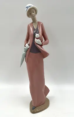 Buy Nao Lladro Autumn Stroll Figurine 1232 Lady Kitten Pink 31cm 1995 T2946 C3456 • 19.99£