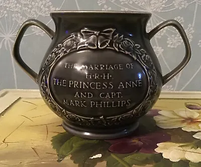 Buy Holkham Hall Pottery The Marriage Of HRH Princess Anne And Capt Mark Phillips • 12£