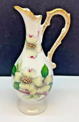 Buy Vintage Porcelain Floral Pattern Gold Gilded Mini-Bud Vase • 4.71£