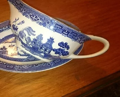 Buy  @look@ Johnson Brothers Willow Pattern Gravy Boat With And STAND VGC  • 35£