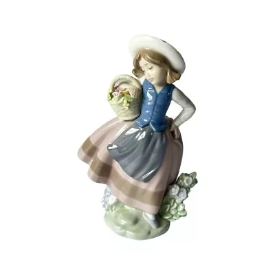 Buy Lladro Figurine By Jose Puche 5221 Sweet Scent Daisa 1983 • 20£