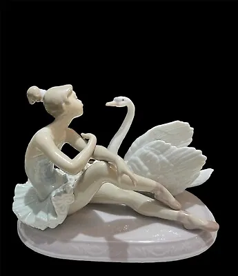 Buy Lladro Ballerina Figurine “GRACE AND BEAUTY “ # 6204 • 165£