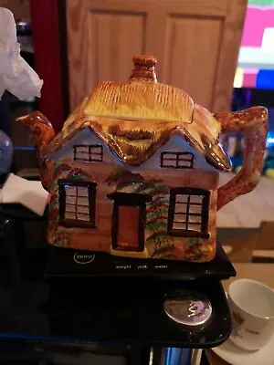 Buy Price Brothers Ye Old Cottage Teapot • 5£