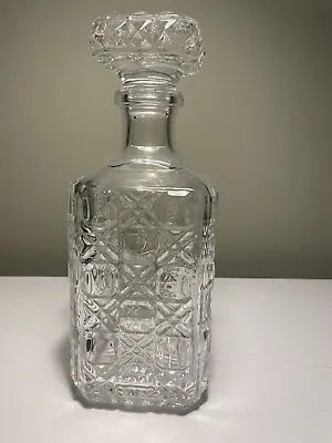 Buy Square Glass Decanter • 25£