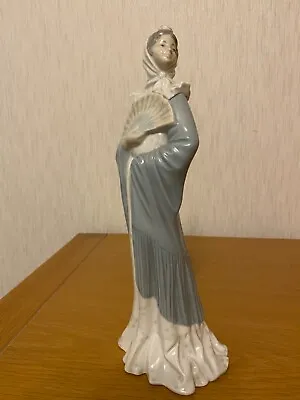 Buy Nao By Lladro~’The Sophisticate’ Elegant Figurine Of A Lady With A Fan. Retired  • 10.99£